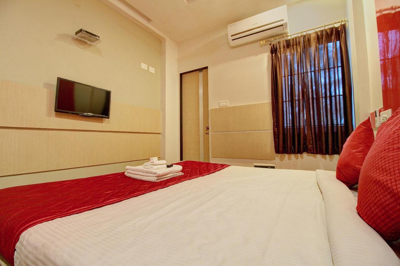 Oyo 968 Hotel Poigai Chennai Extérieur photo