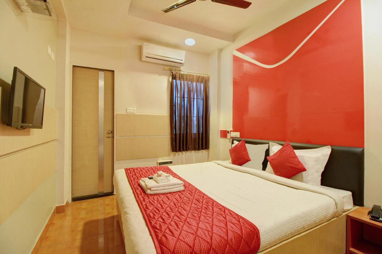 Oyo 968 Hotel Poigai Chennai Extérieur photo